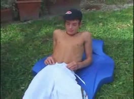 Confident Pride Yummy Solo 